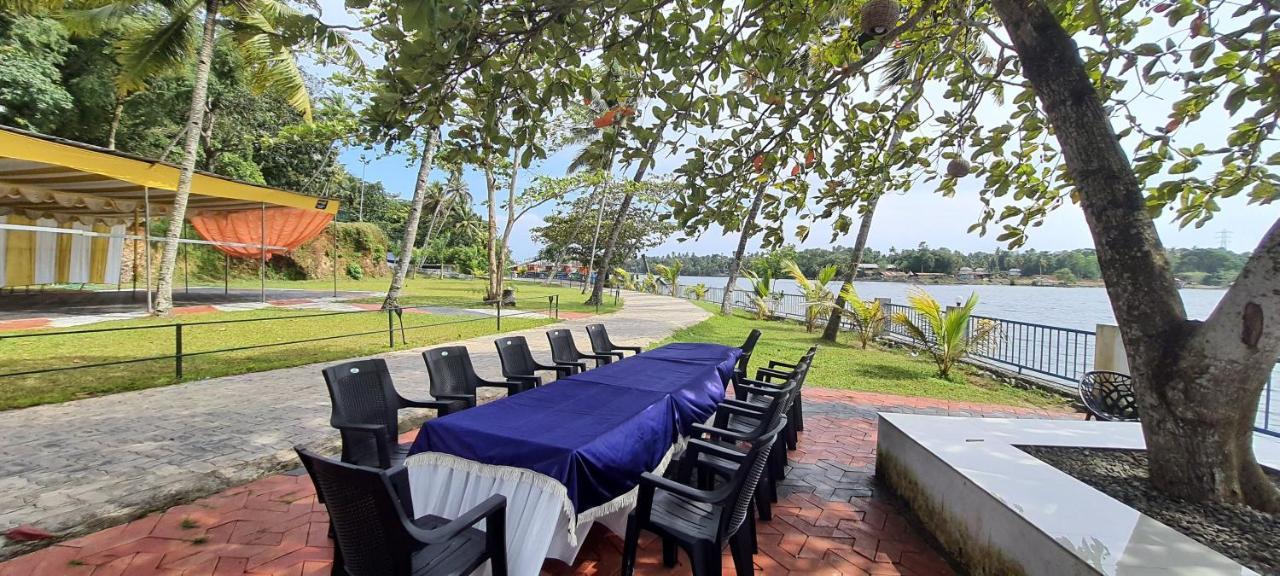 Ripples Service Villas Kollam Eksteriør bilde