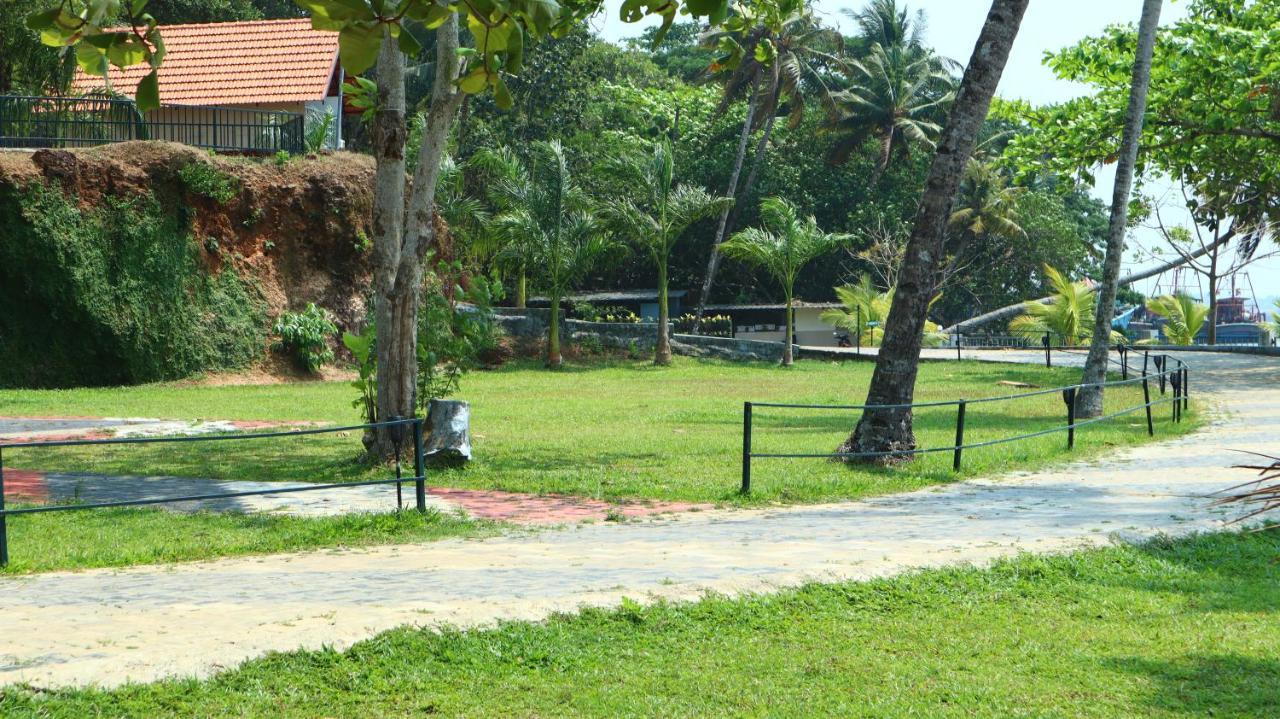 Ripples Service Villas Kollam Eksteriør bilde