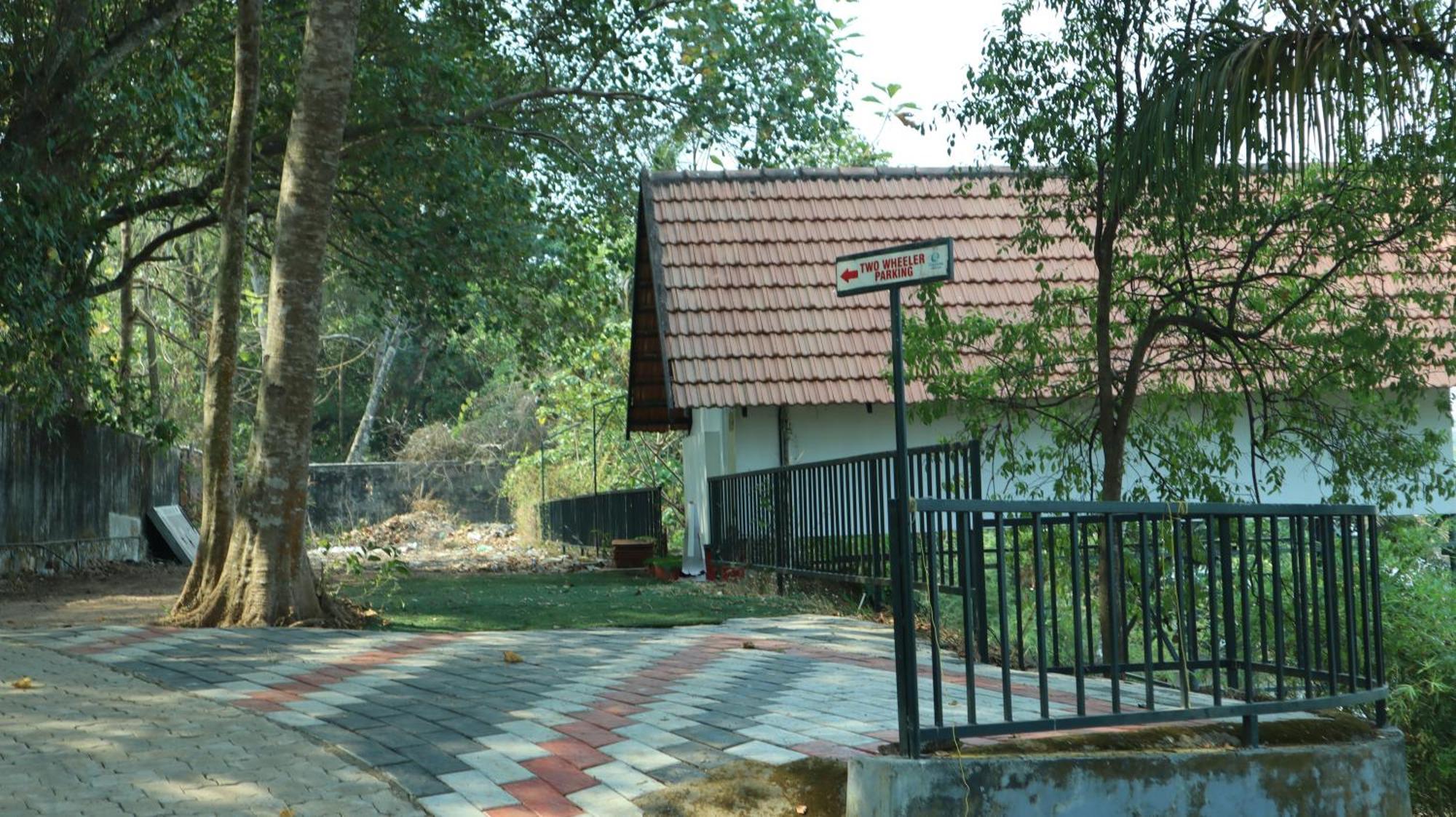 Ripples Service Villas Kollam Eksteriør bilde