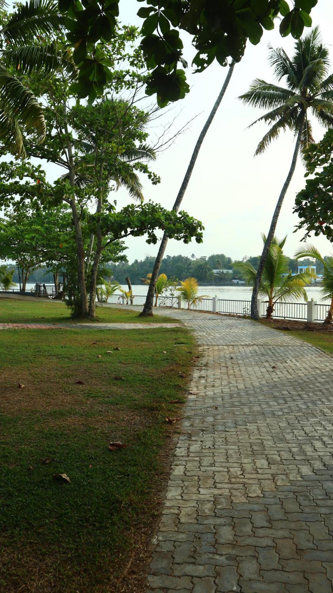 Ripples Service Villas Kollam Eksteriør bilde